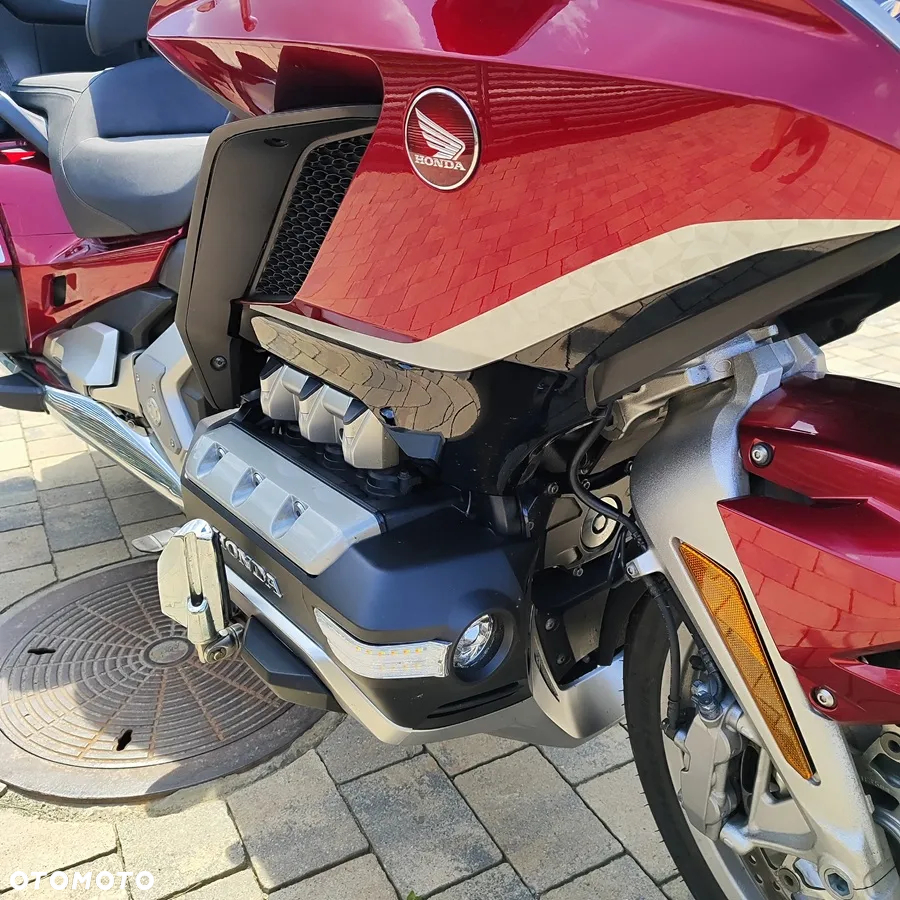 Honda GL - 27