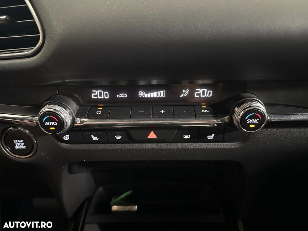 Mazda CX-30 SKYACTIV-X 2.0 M-Hybrid - 19