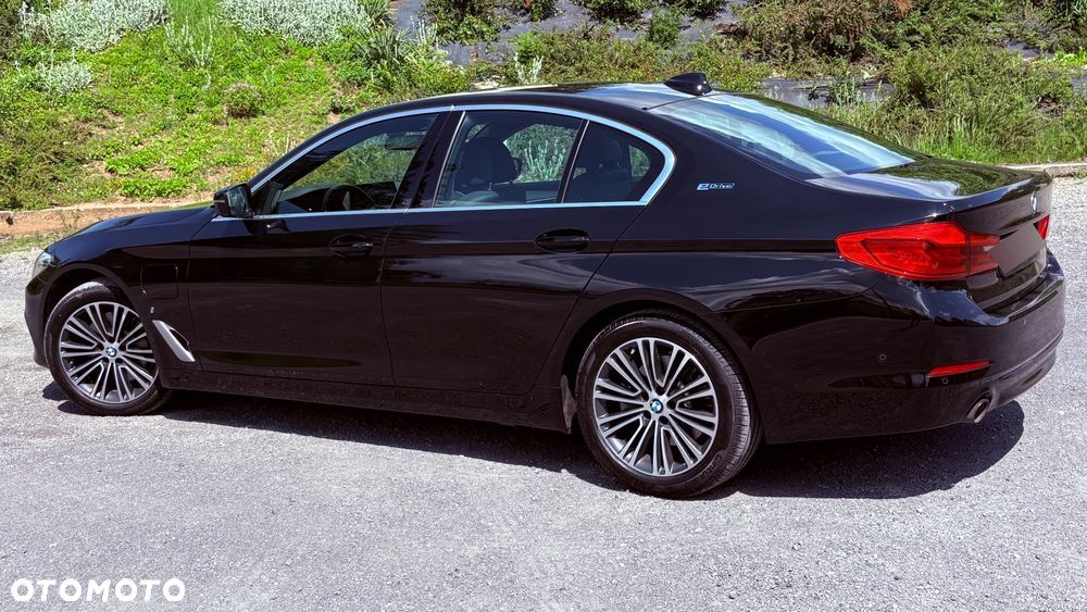 BMW Seria 5 530e iPerformance GPF M Sport sport - 9