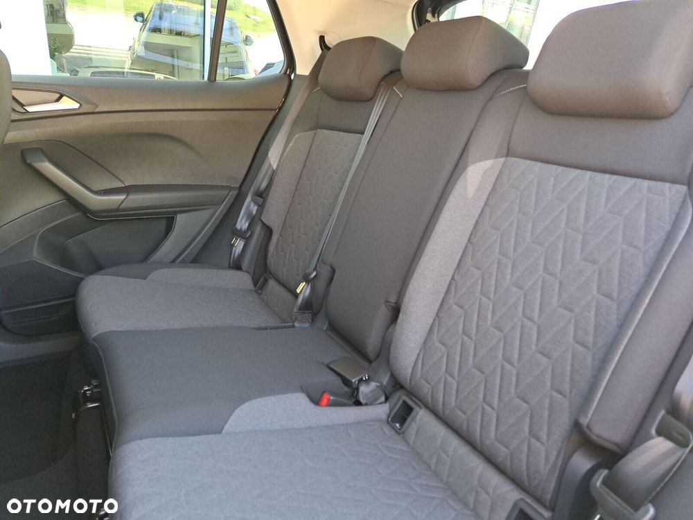 Volkswagen T-Cross - 17