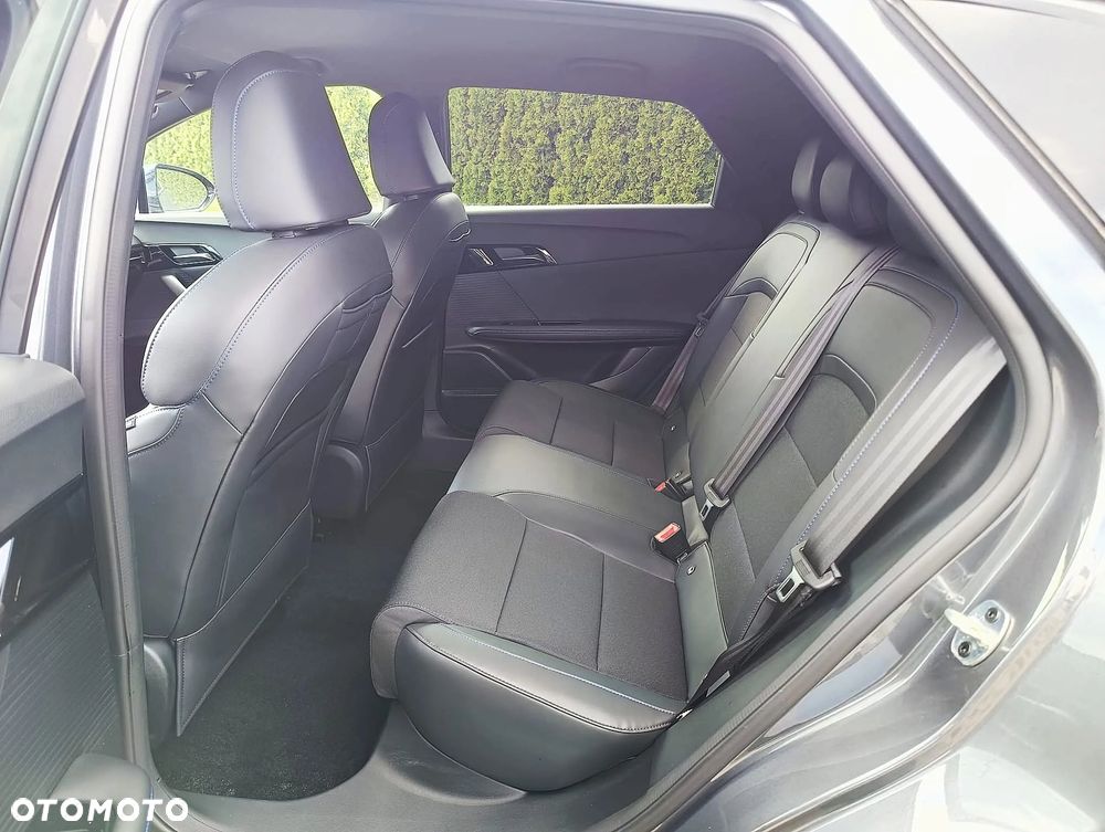 MG 4 Luxury 64 kWh - 27