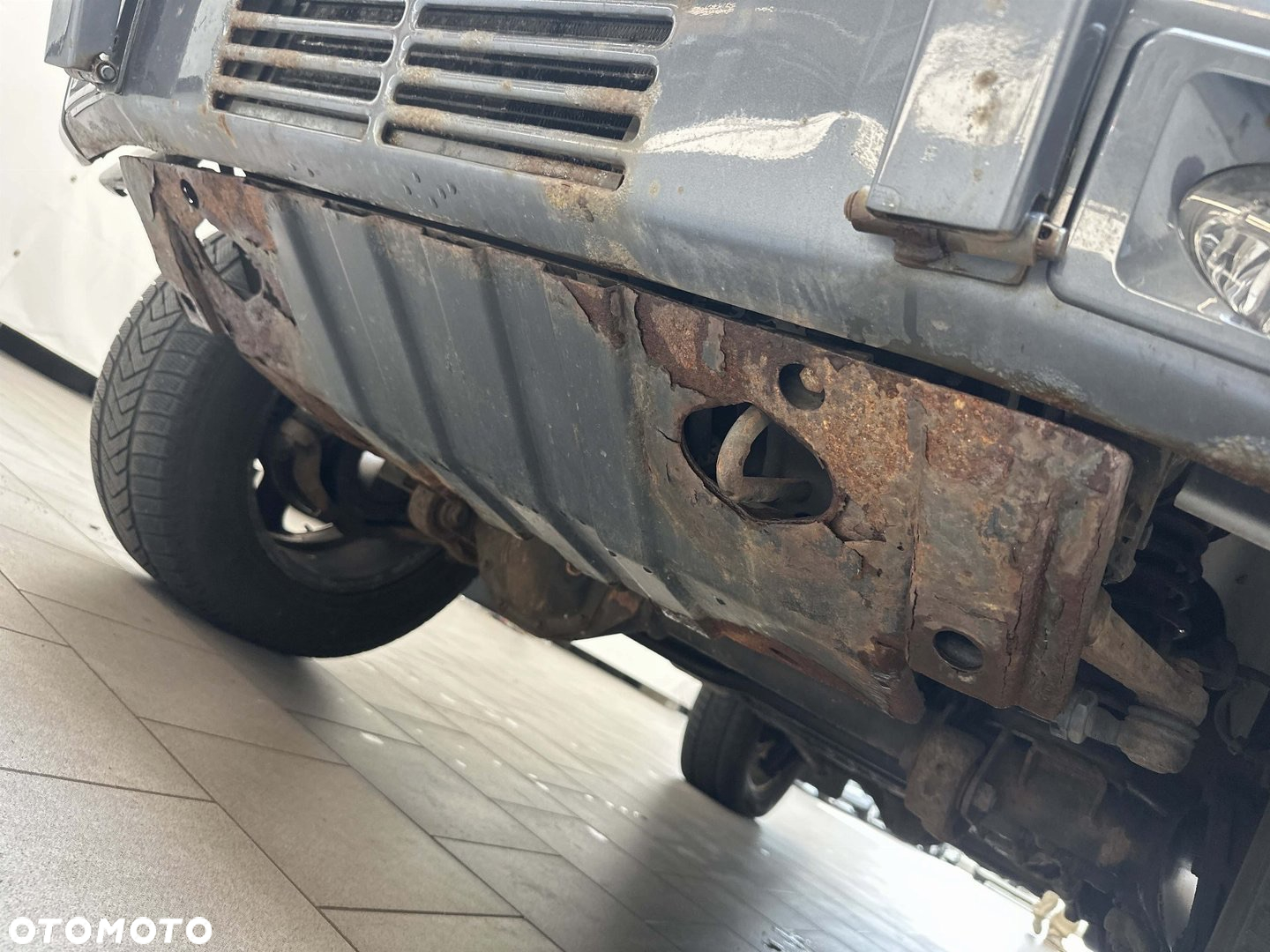 Mercedes-Benz Klasa G 320 CDI 7G-TRONIC - 23