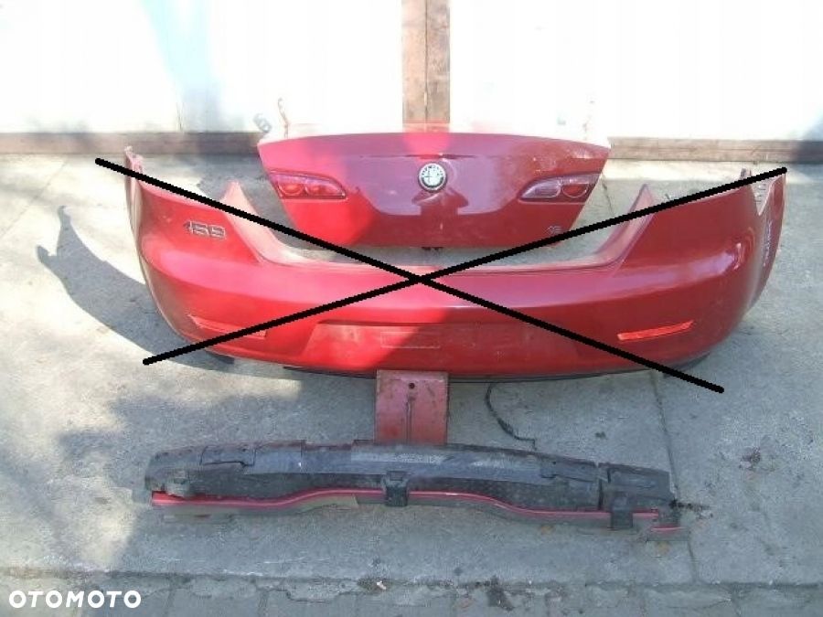ALFA ROMEO 159 sedan BELKA ZDERZAKA tył tylna 289A