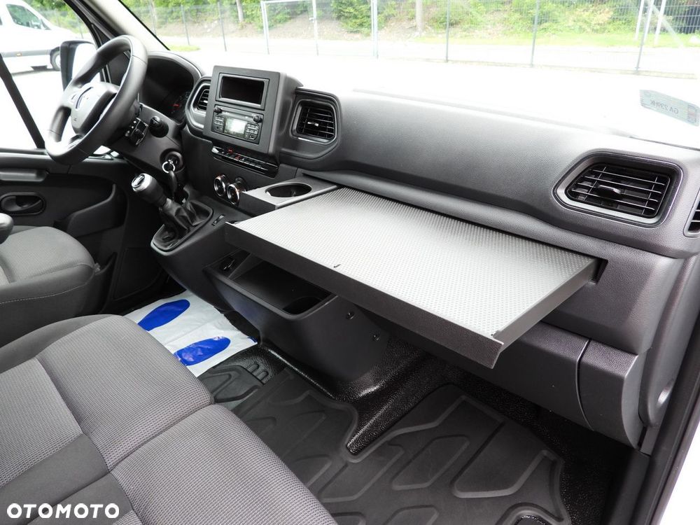 Renault MASTER PLANDEKA 10 PALET WEBASTO TEMPOMAT LEDY PNEUMATYKA KLIMATYZACJA  165KM - 39