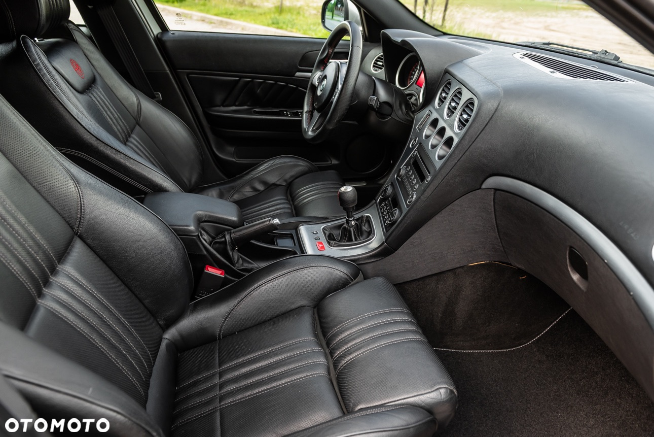 Alfa Romeo 159 1.9JTDM ti - 26