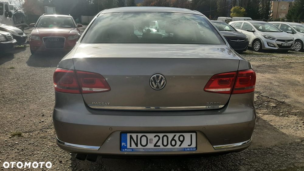 Volkswagen Passat 2.0 Blue TDI SCR Comfortline - 8