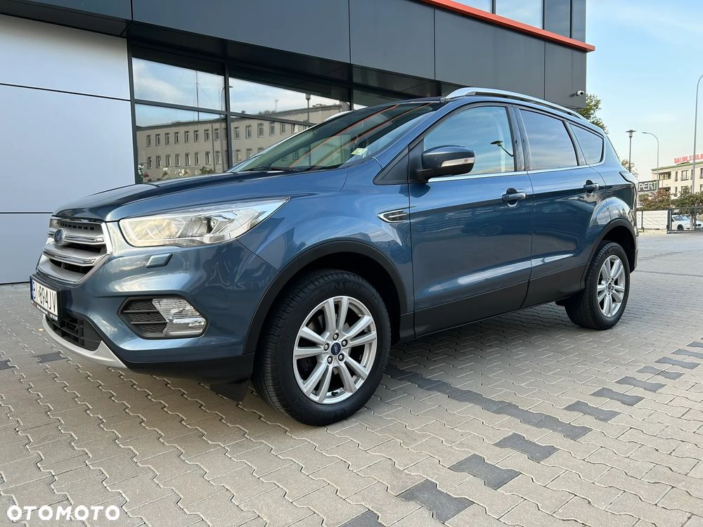 Ford Kuga - 1