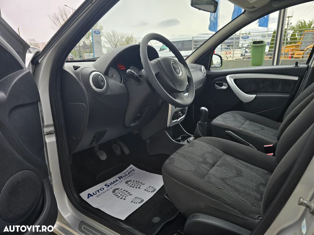 Dacia Sandero 1.2 16V 75 Laureate - 16