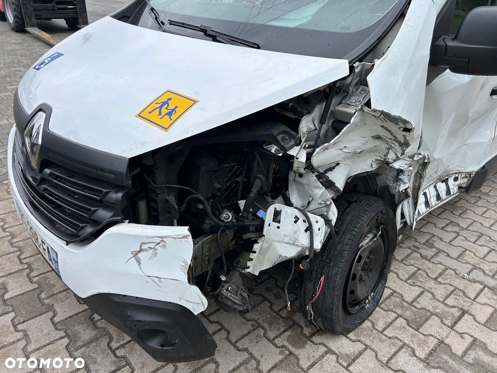 Renault Trafic - 26