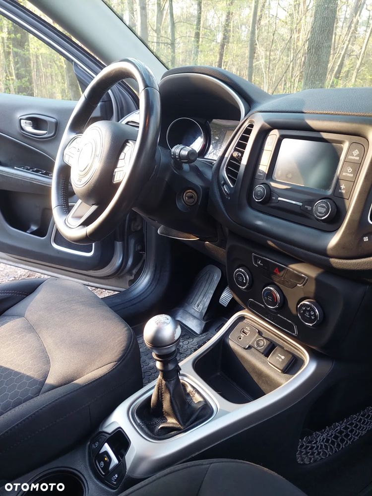 Jeep Compass 1.4 TMair Sport FWD S&S - 8