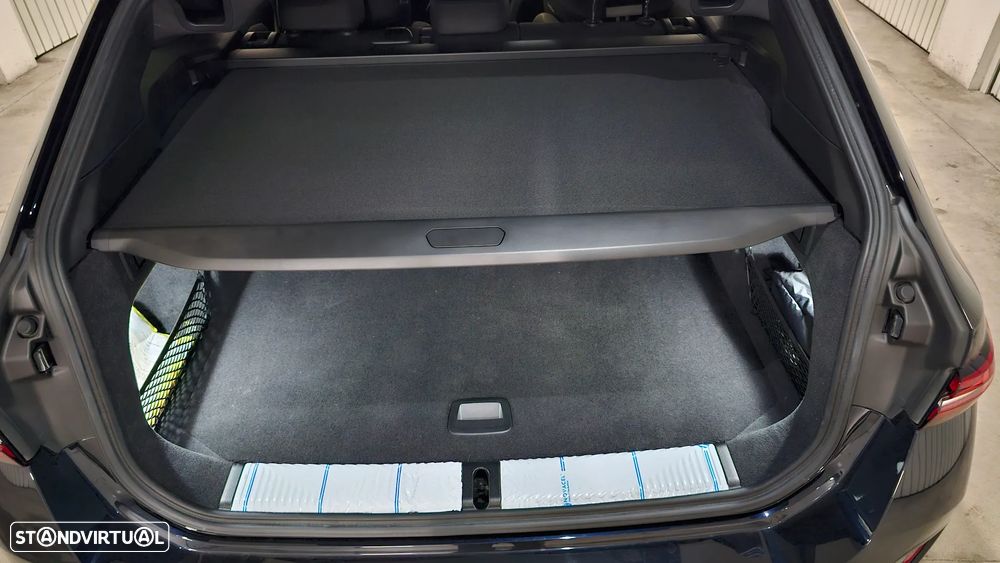 BMW i5 eDrive40 Pack Desportivo M - 16