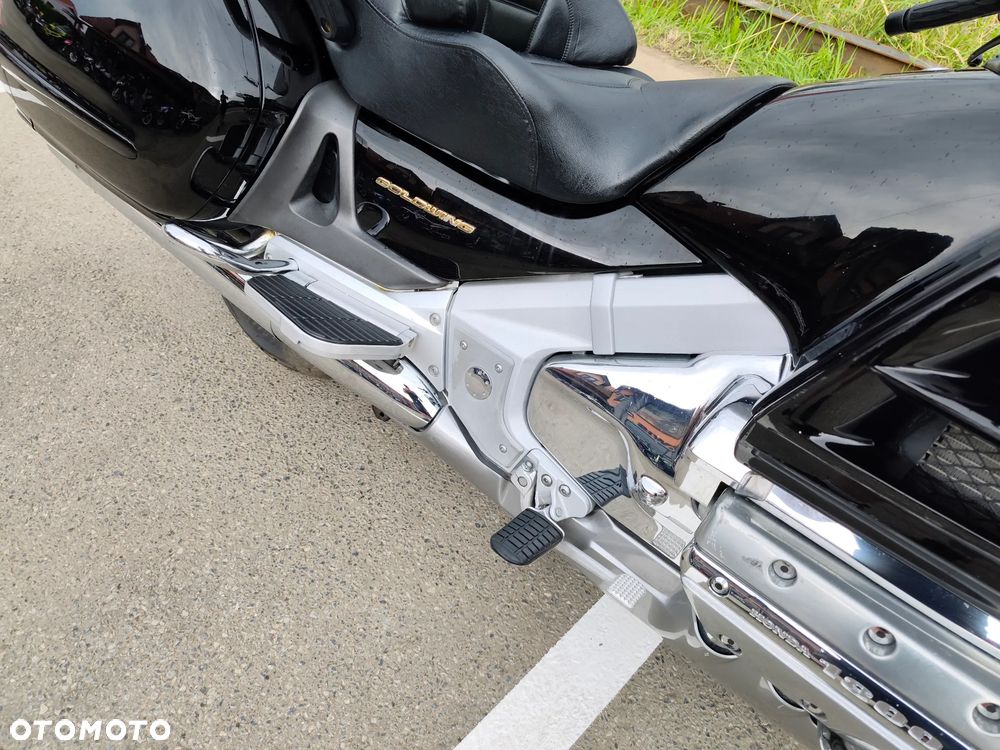 Honda GL - 33