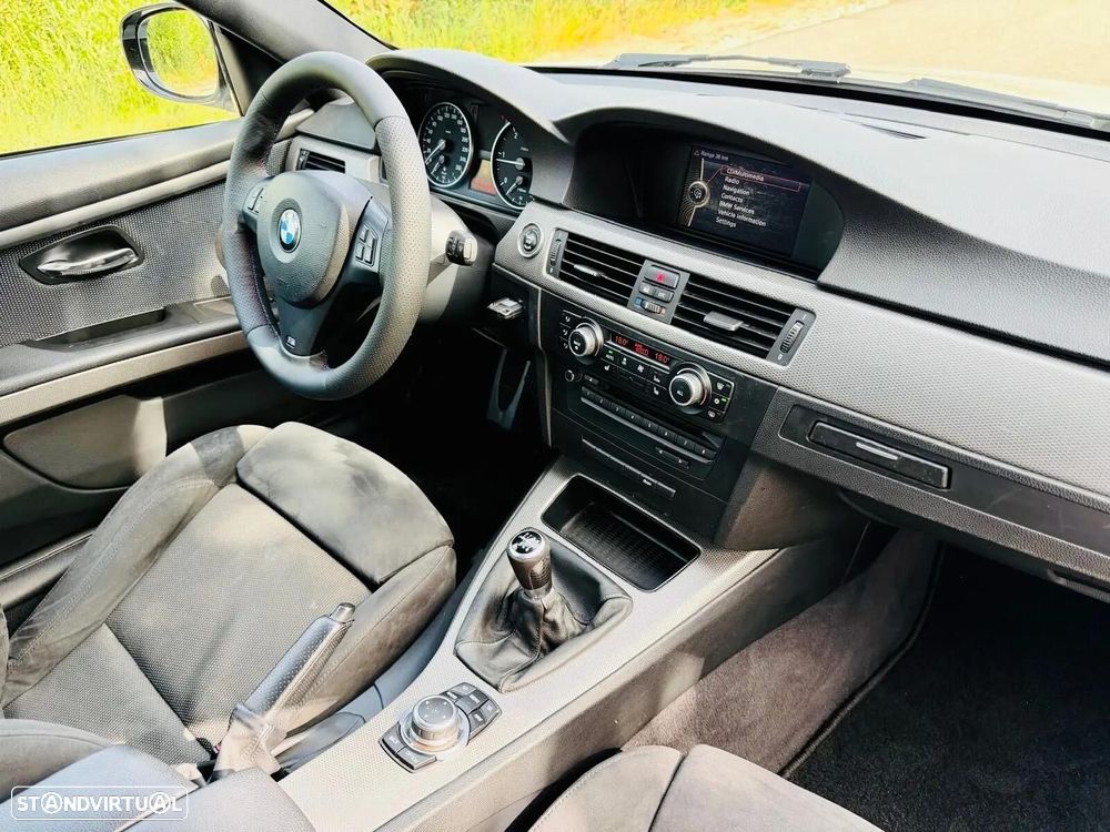 BMW 320 d Coupe Edição M - 27