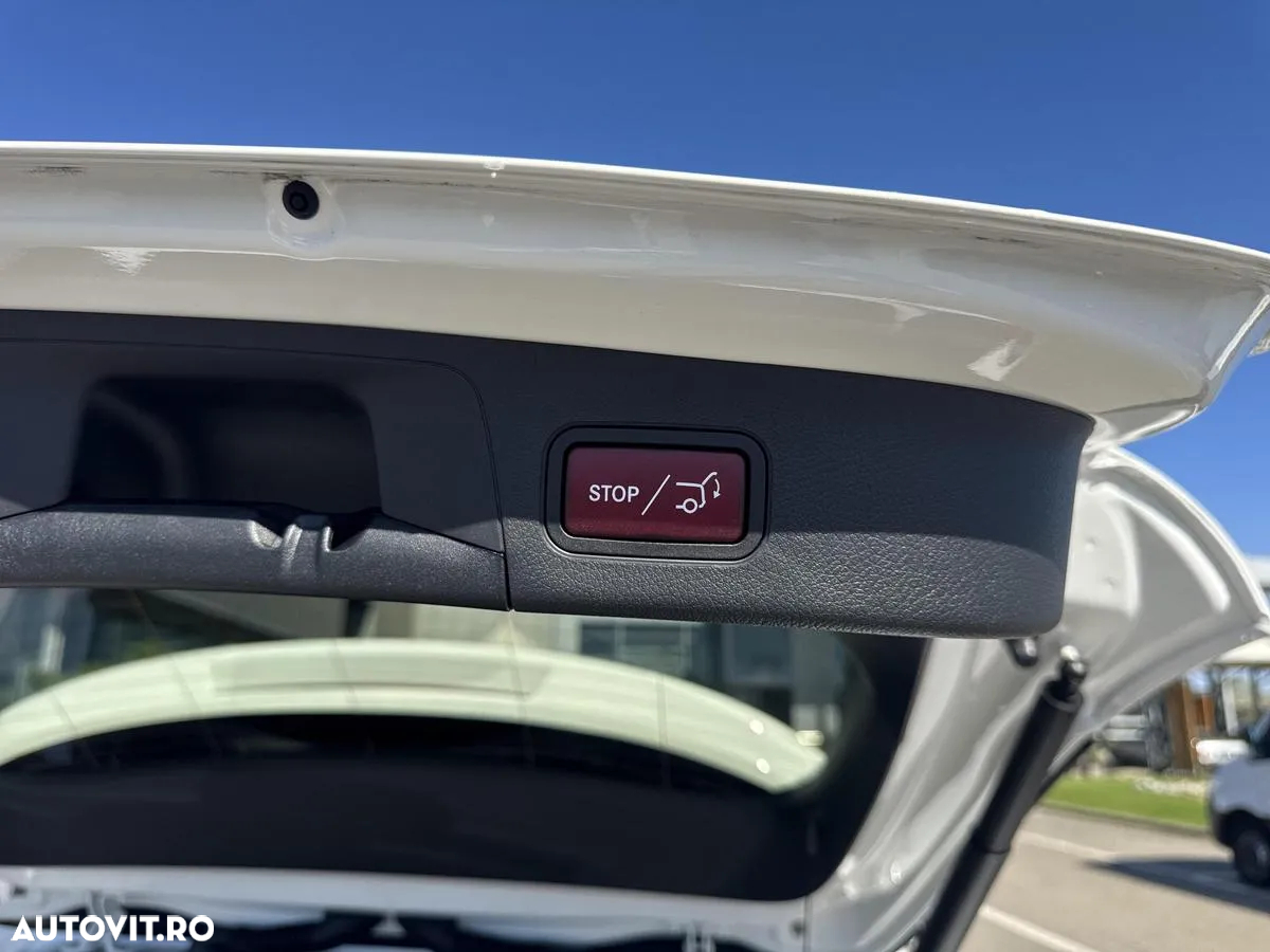 Mercedes-Benz EQA 300 4MATIC - 17