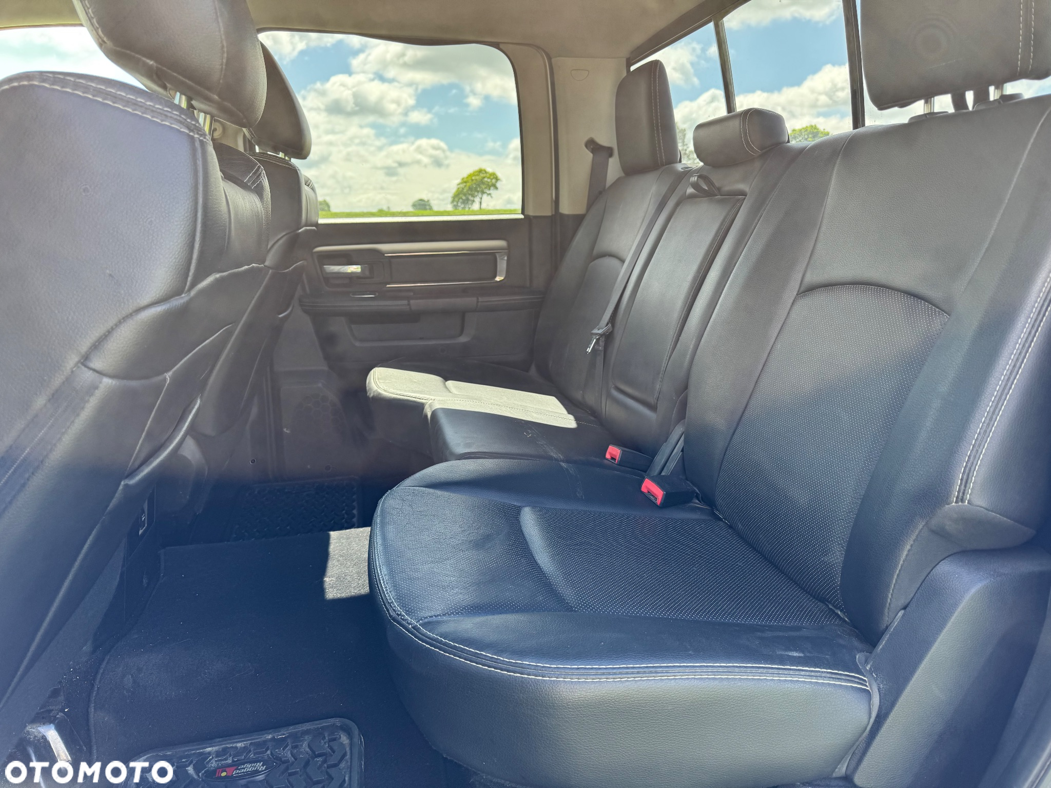 Dodge RAM 1500 5.7 4x4 - 23