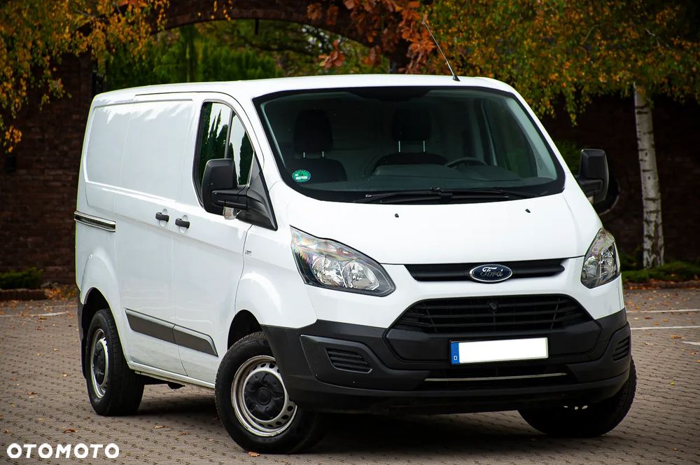 Ford TRANSIT CUSTOM - 8