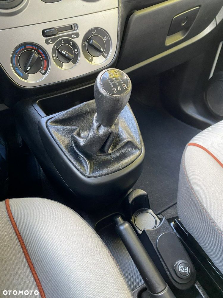 Peugeot Bipper - 11