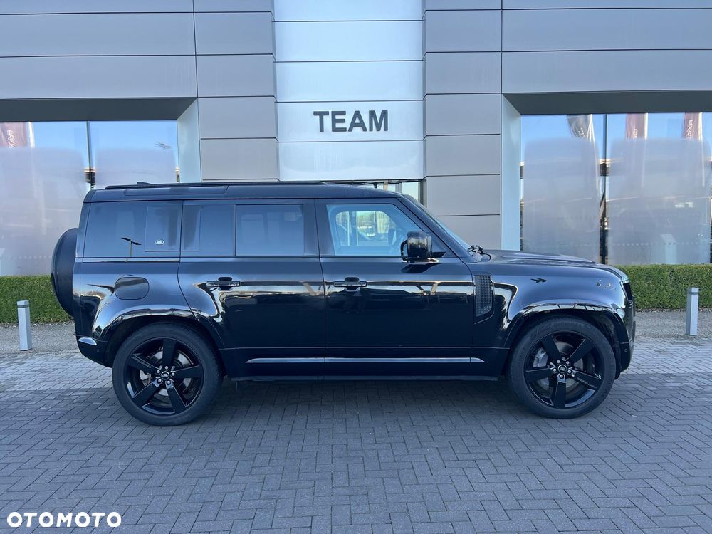 Land Rover Defender - 6