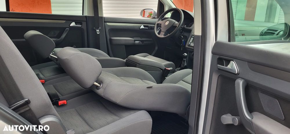 Volkswagen Touran 1.9 TDI - 36