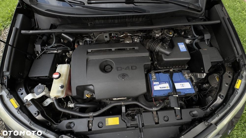 Toyota RAV4 2.0 D-4D Premium - 5