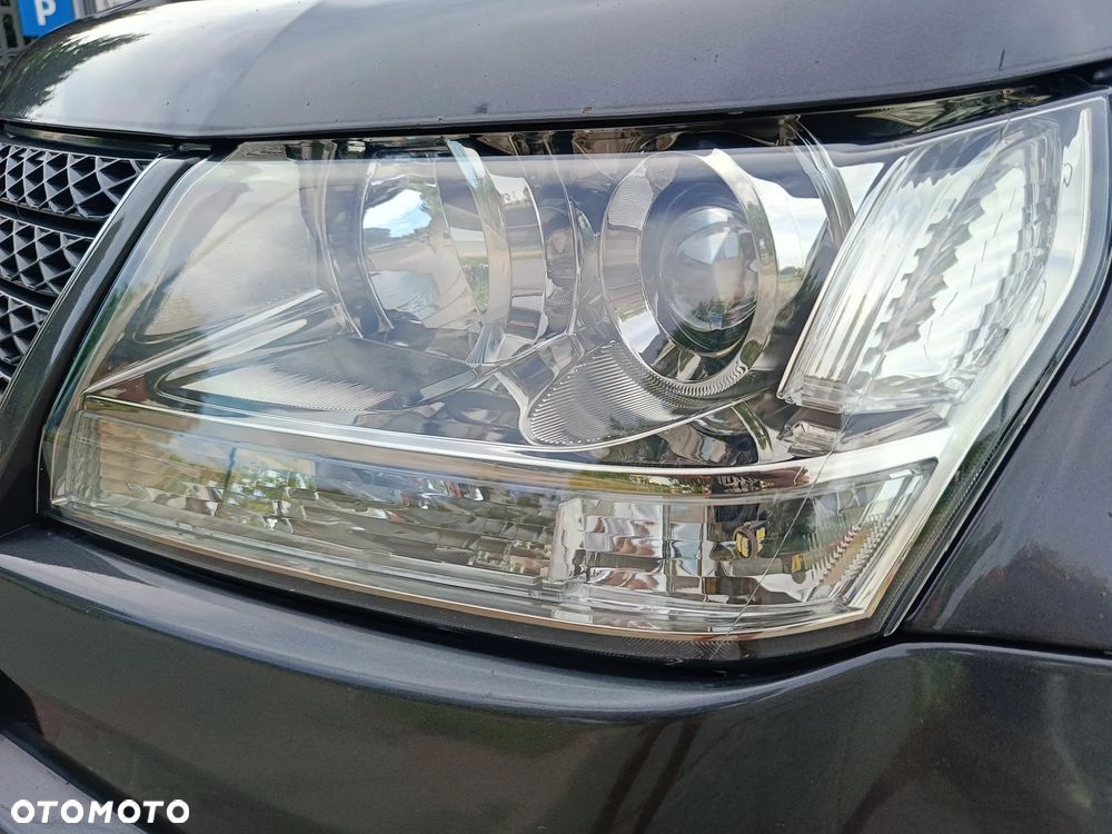 Suzuki Grand Vitara 2.0 - 14