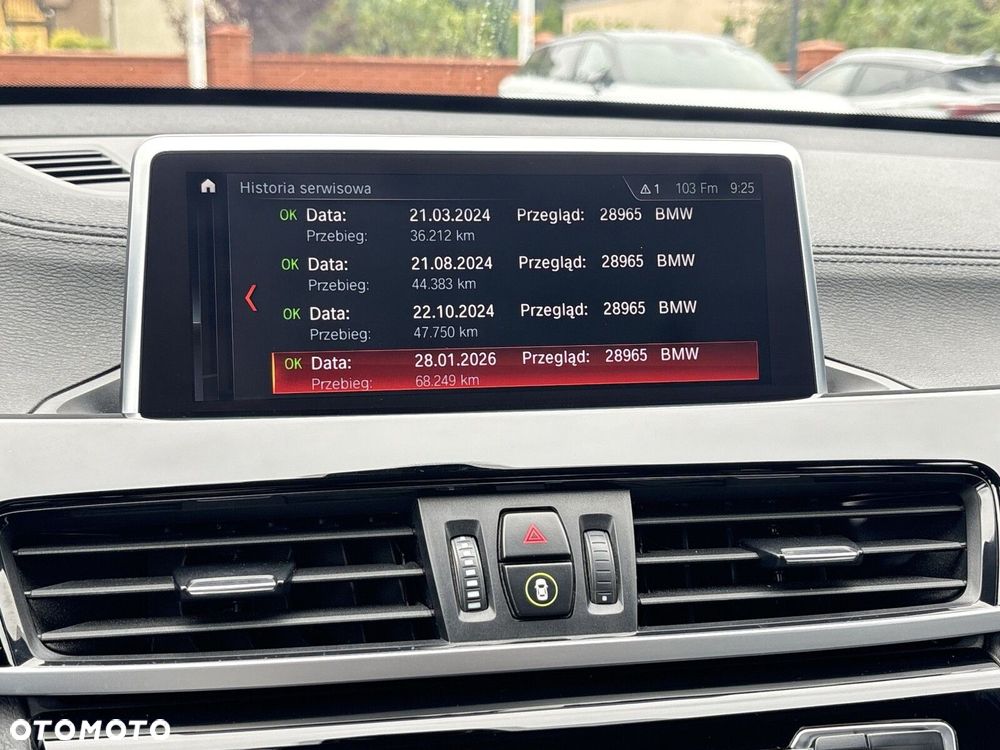 BMW X1 sDrive18i Sport Line - 23