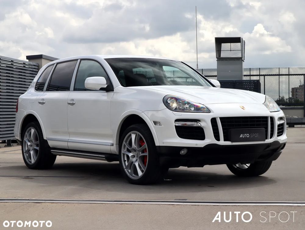 Porsche Cayenne - 10