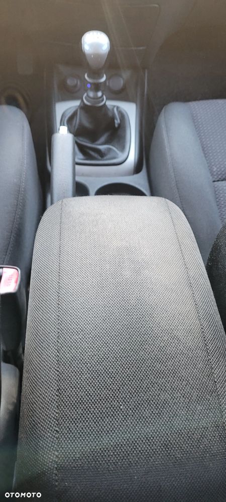 Hyundai i30 1.4 Blue Comfort - 16
