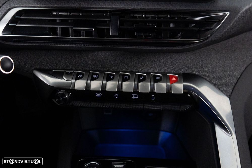 Peugeot 3008 1.6 Hybrid Allure Pack e-EAT8 - 29