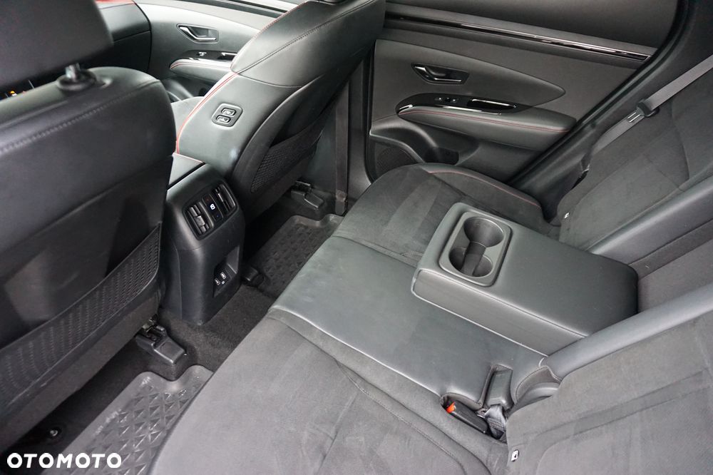 Hyundai Tucson 1.6 T-GDi HEV N Line 4WD - 32