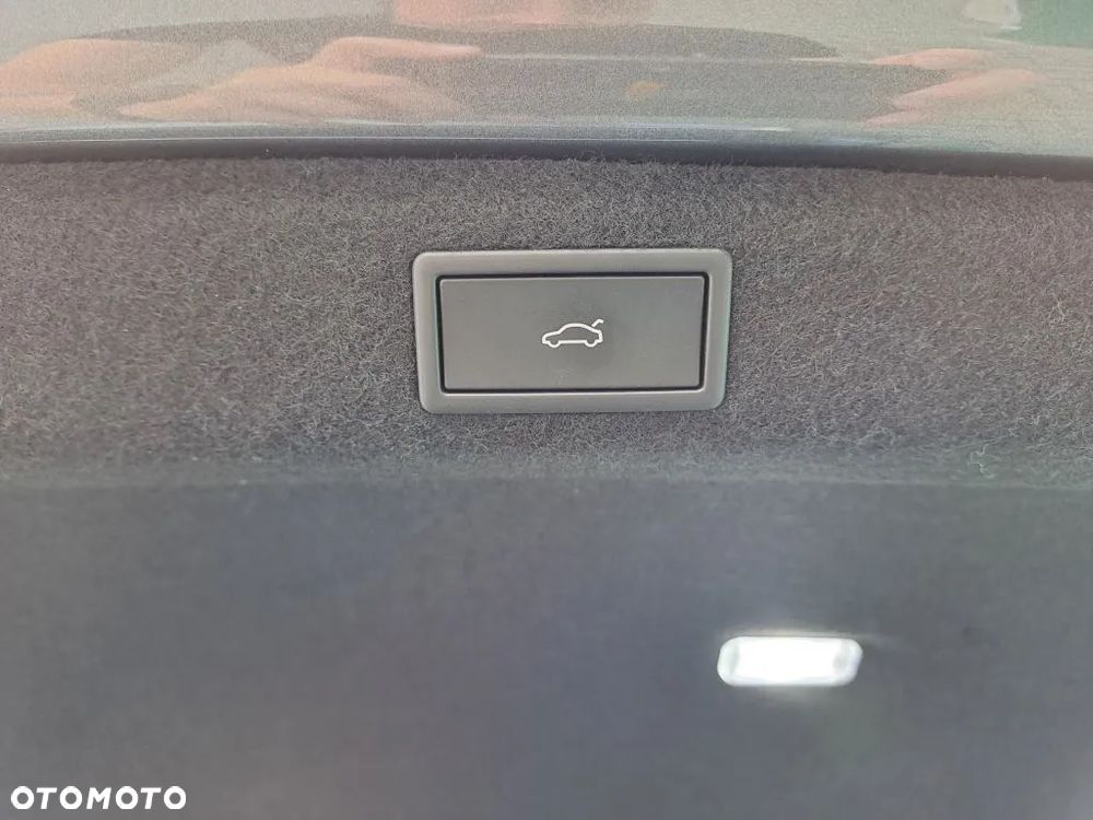 Skoda Superb 2.0 TSI Sportline DSG - 9