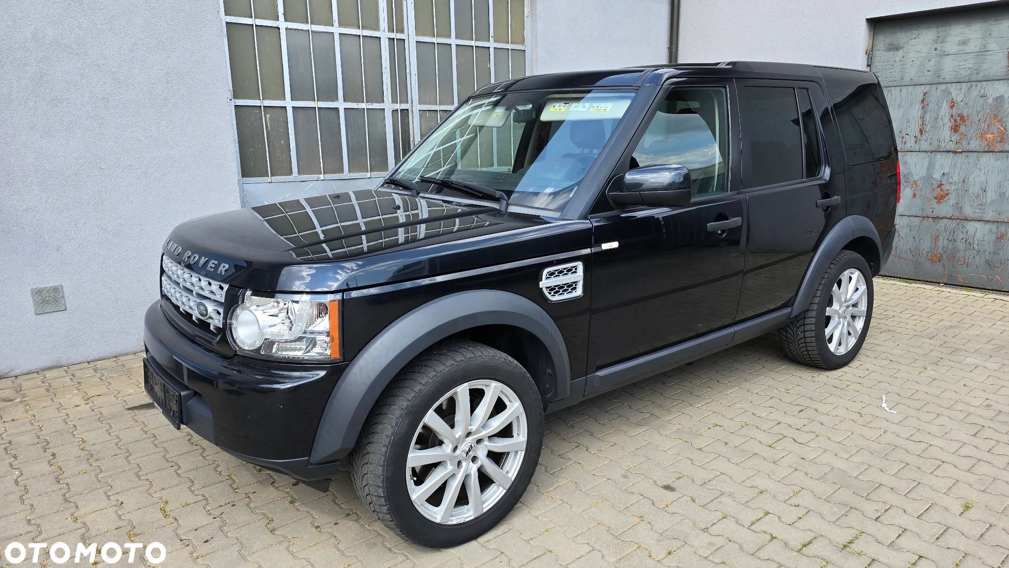 Land Rover Discovery IV 3.0D V6 S - 1