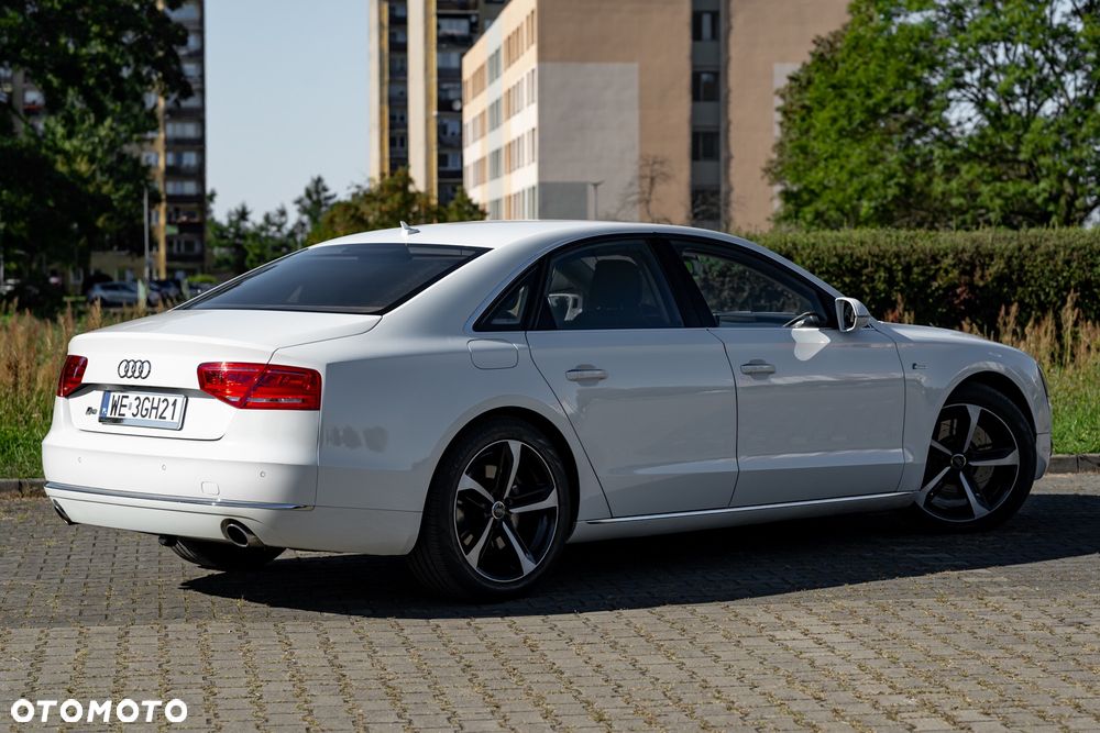 Audi A8 4.2 TDI Quattro - 14