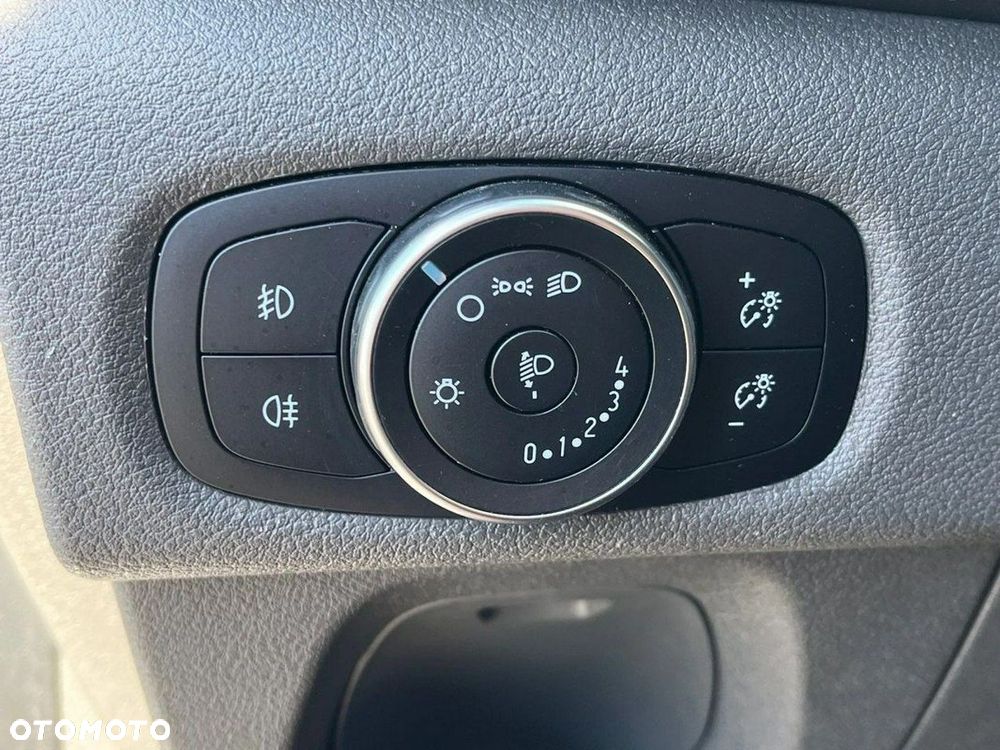 Ford Transit Custom - 23