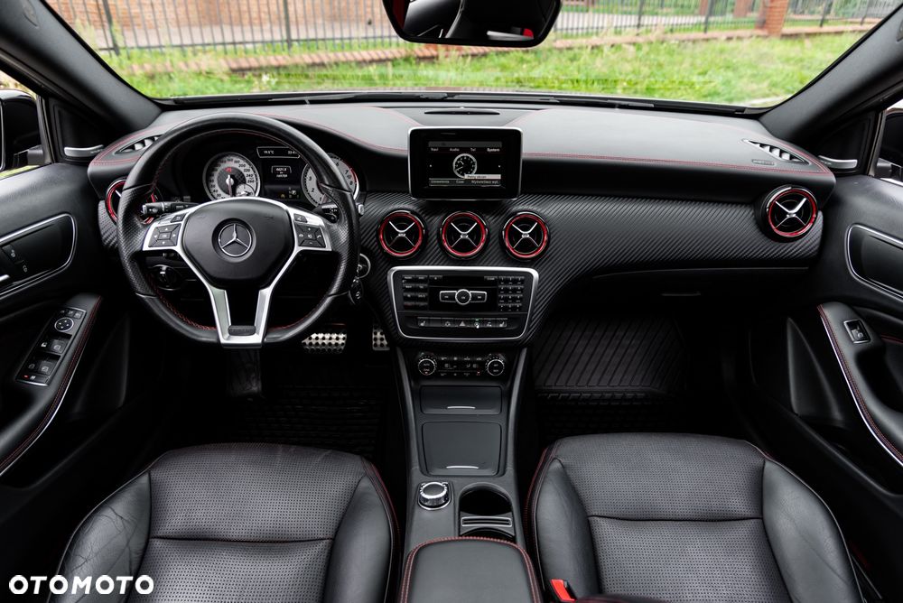 Mercedes-Benz Klasa A 250 Sport 4Matic 7G-DCT - 29