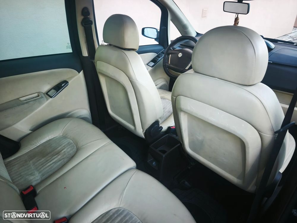 Lancia Musa 1.3 16V M-jet Oro Executive - 29