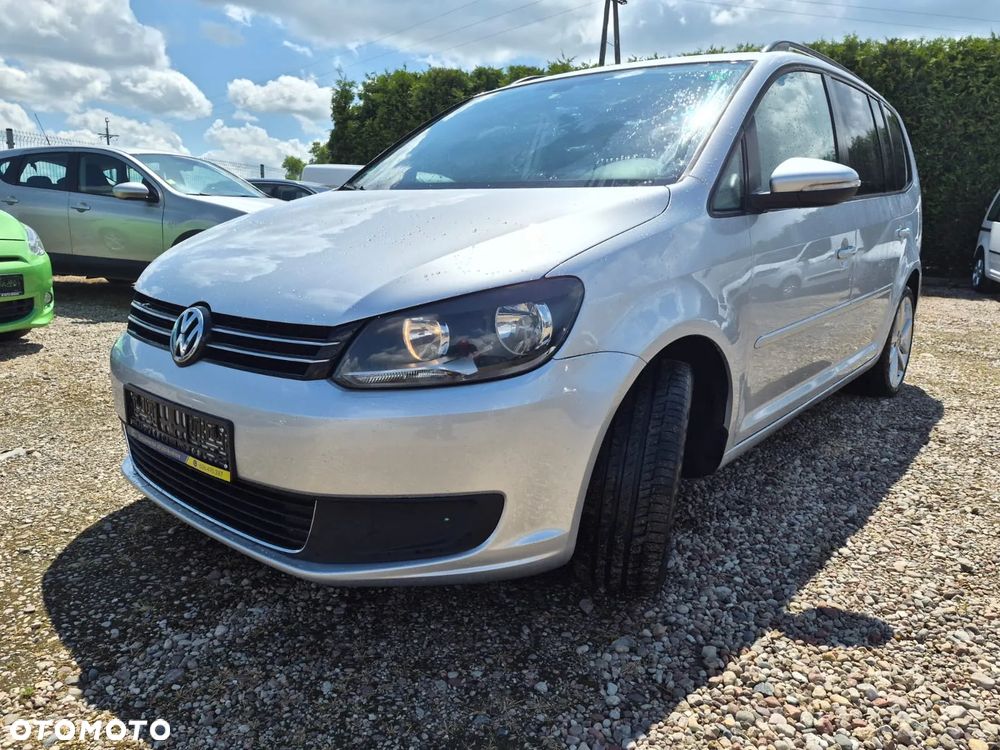 Volkswagen Touran - 4
