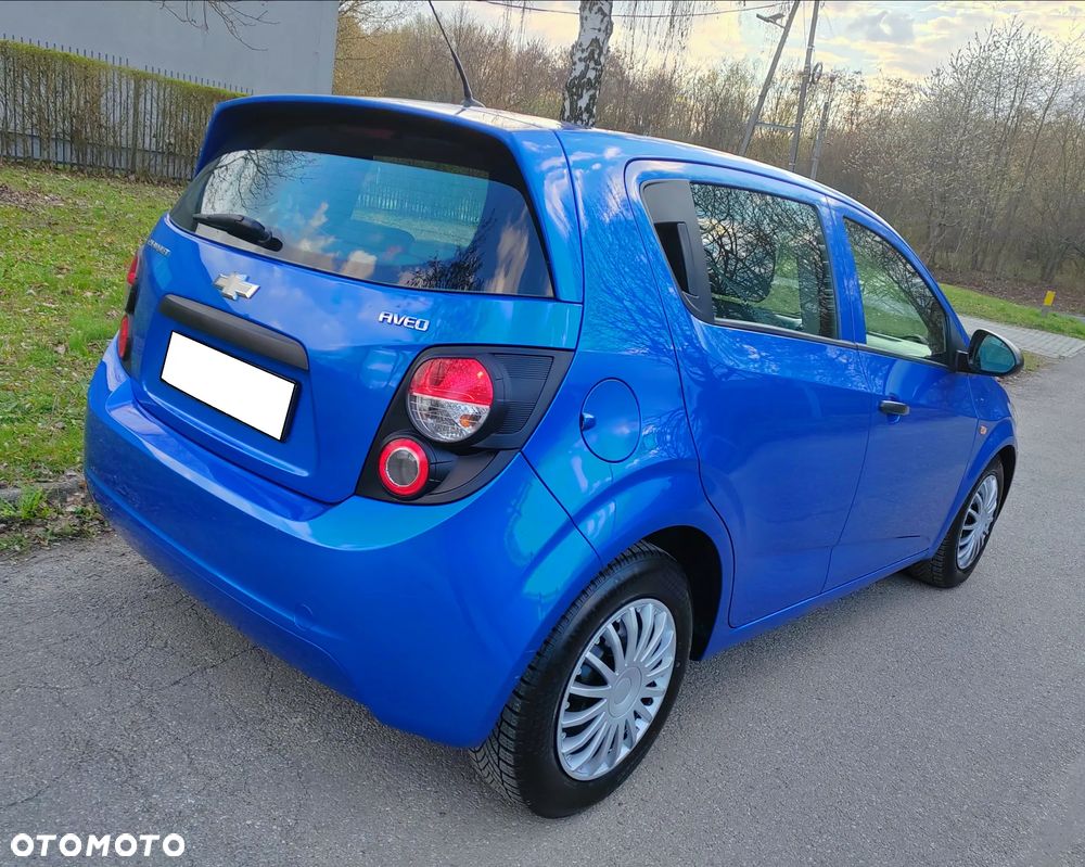 Chevrolet Aveo 1.2 LS - 4