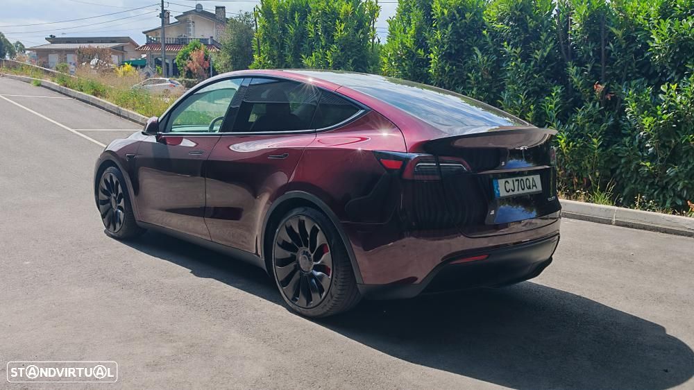Tesla Model Y Performance Dual Motor AWD - 7