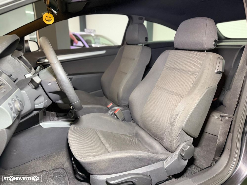 Opel Astra GTC 1.7 CDTI DPF Sport - 14