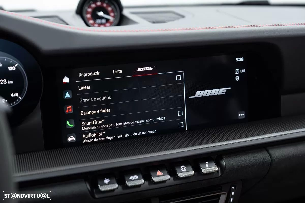 Porsche 911 (992) Carrera 4 GTS PDK - 42