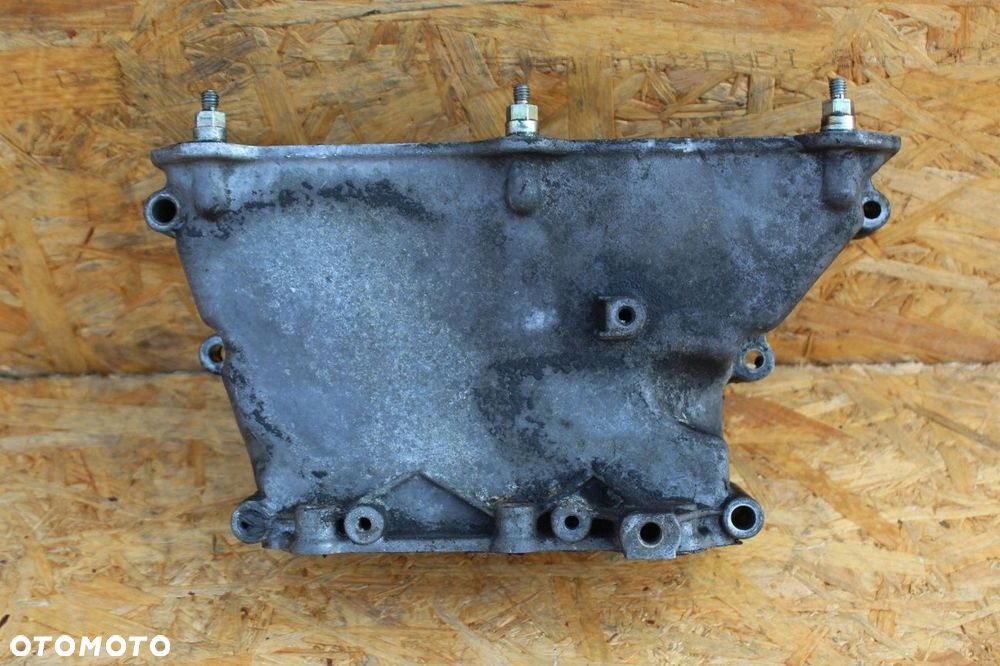 OBUDOWA ROZRZĄDU dekiel BMW e31 e32 e34 e38 m60 3.0 4.0 v8 1747599 - 2