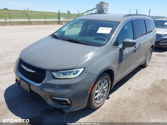 Chrysler Pacifica - 1