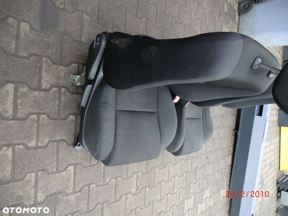 TOYOTA VERSO II 04-09 fotele przod + tyl wersja 5 osobowa - 1