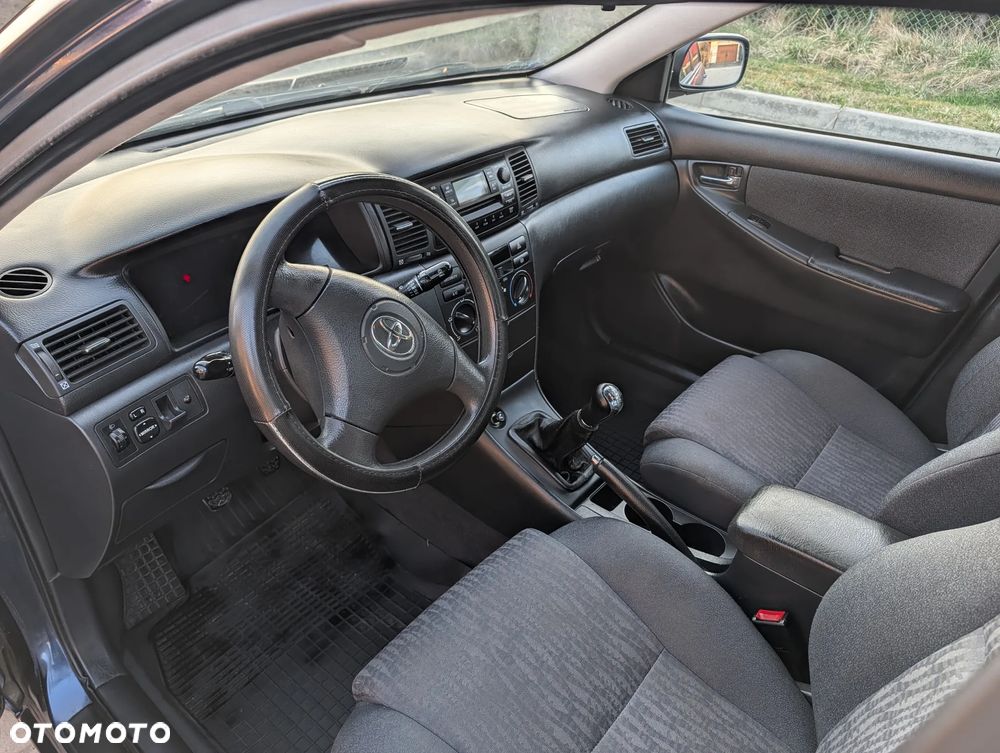 Toyota Corolla 1.6 VVT-i Terra Polaris - 3