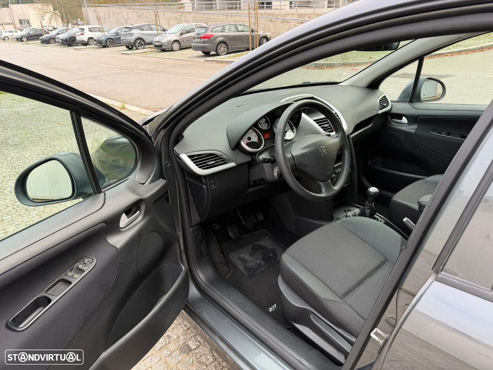 Peugeot 207 SW 1.4 Premium - 5