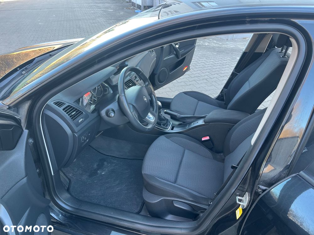 Renault Laguna 1.6 16V Authentique - 10