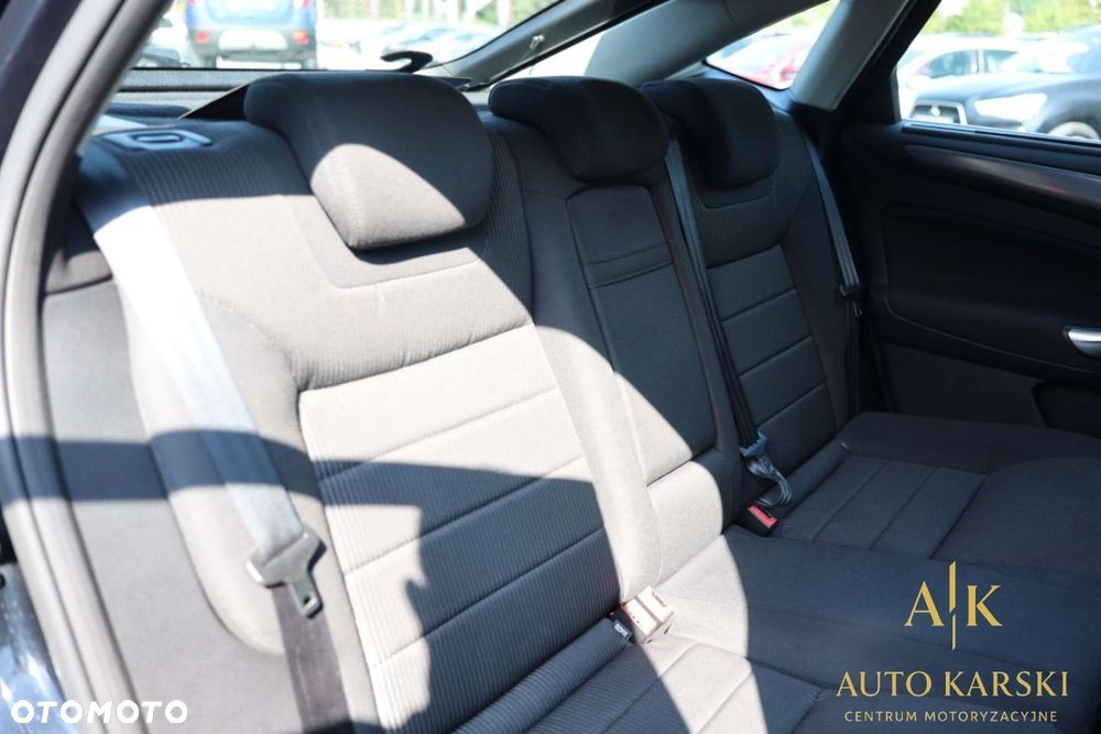Ford Mondeo 1.6 T Titanium - 35