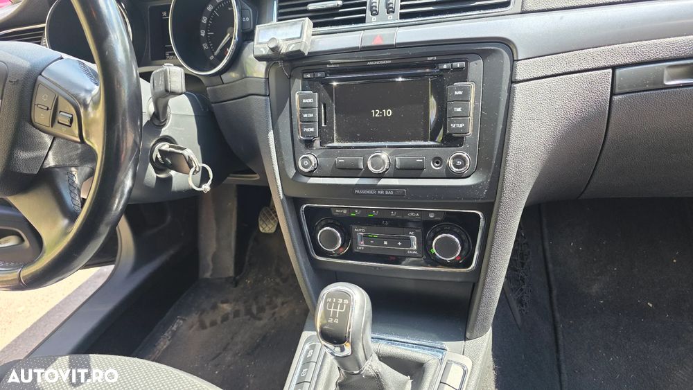 Skoda Superb 1.6 TDI Ambition - 12