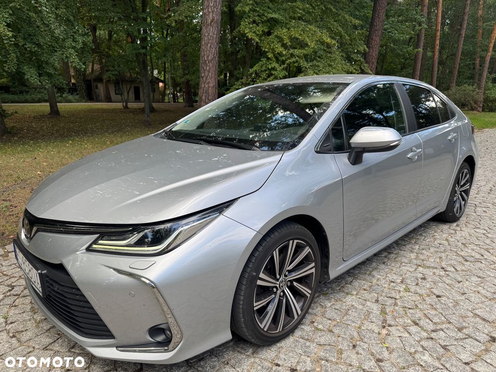 Toyota Corolla - 1